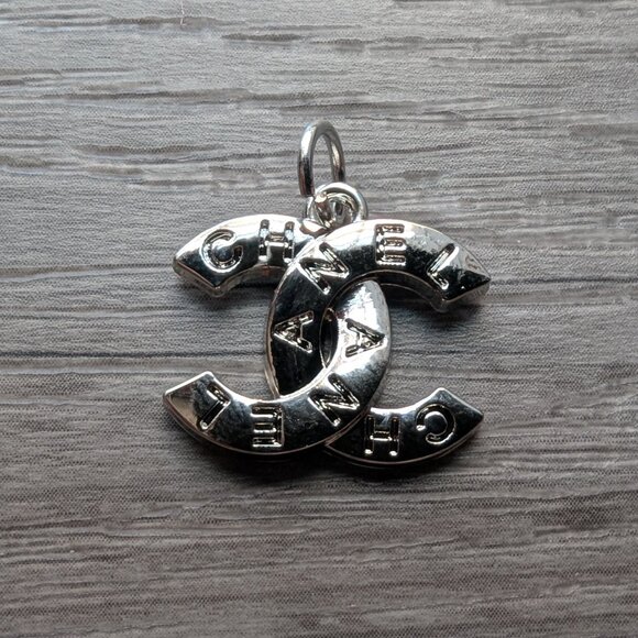 Authentic CHANEL Silver Double C Zipper Pull / Pendant - Picture 1 of 4